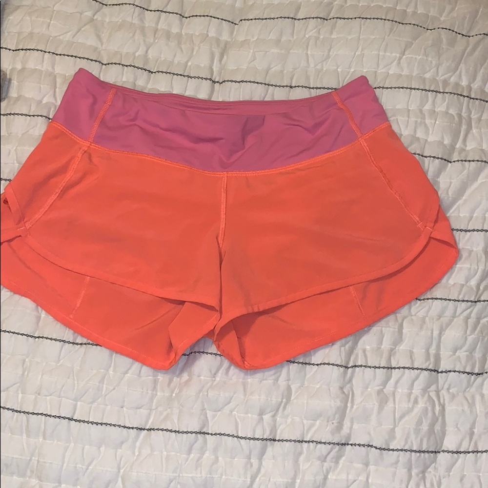 Lulu shorts 2.5 inseam